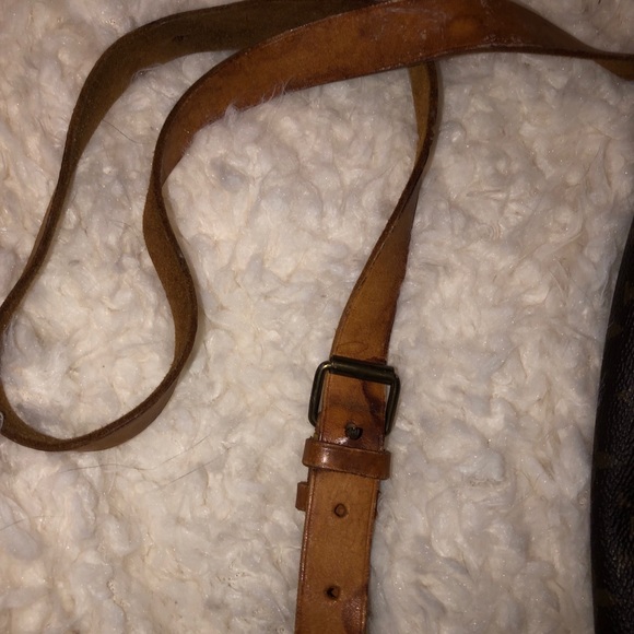 Louis Vuitton crossbody - Picture 11 of 11